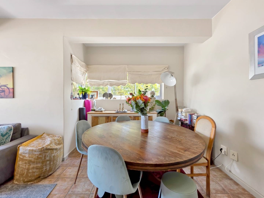 2 Bedroom Property for Sale in Sea Point Western Cape